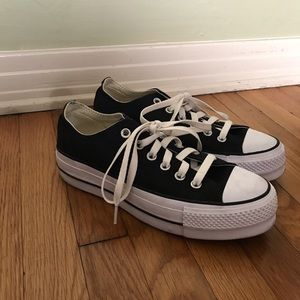 Platform Converse low top all stars!